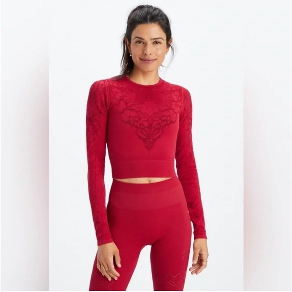 Fabletics Flora Seamless Set in Persimmon Red - Picture 1 of 8